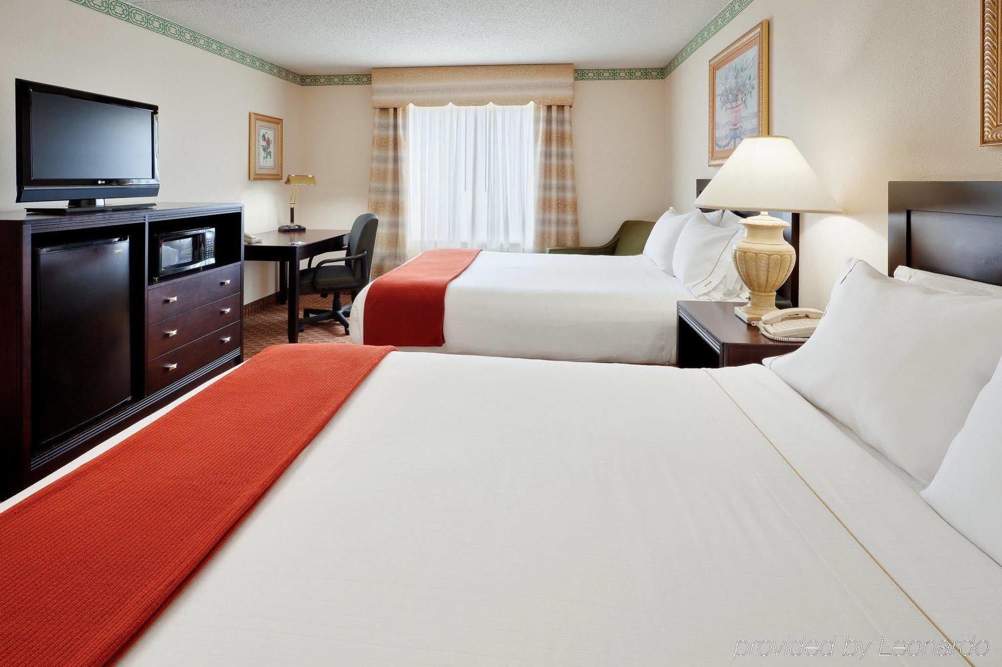 Holiday Inn Express Hotel & Suites Easton By Ihg Room photo